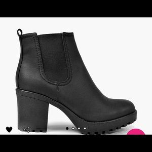 Chelsea Boot